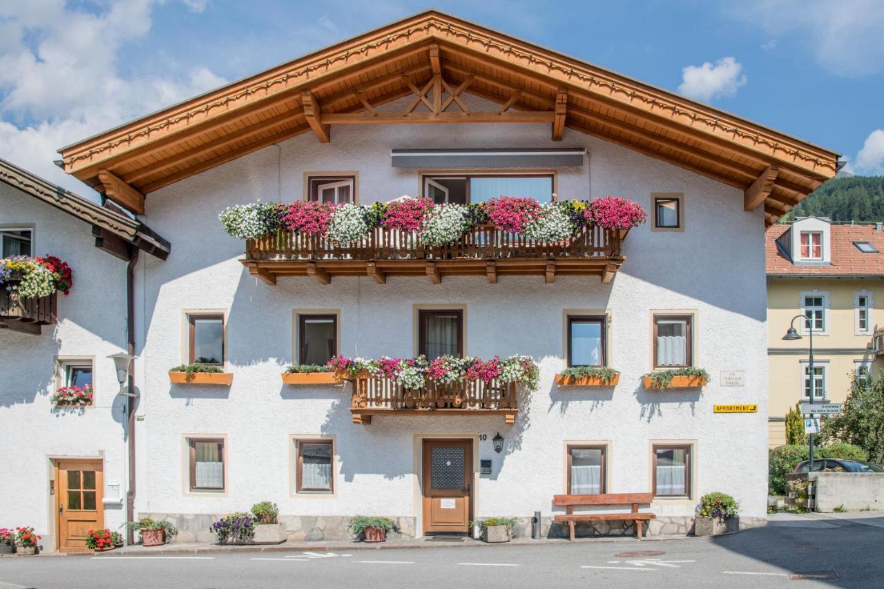 Apartments Heidenberger Delle Scuole Colle Isarco Bagian luar foto